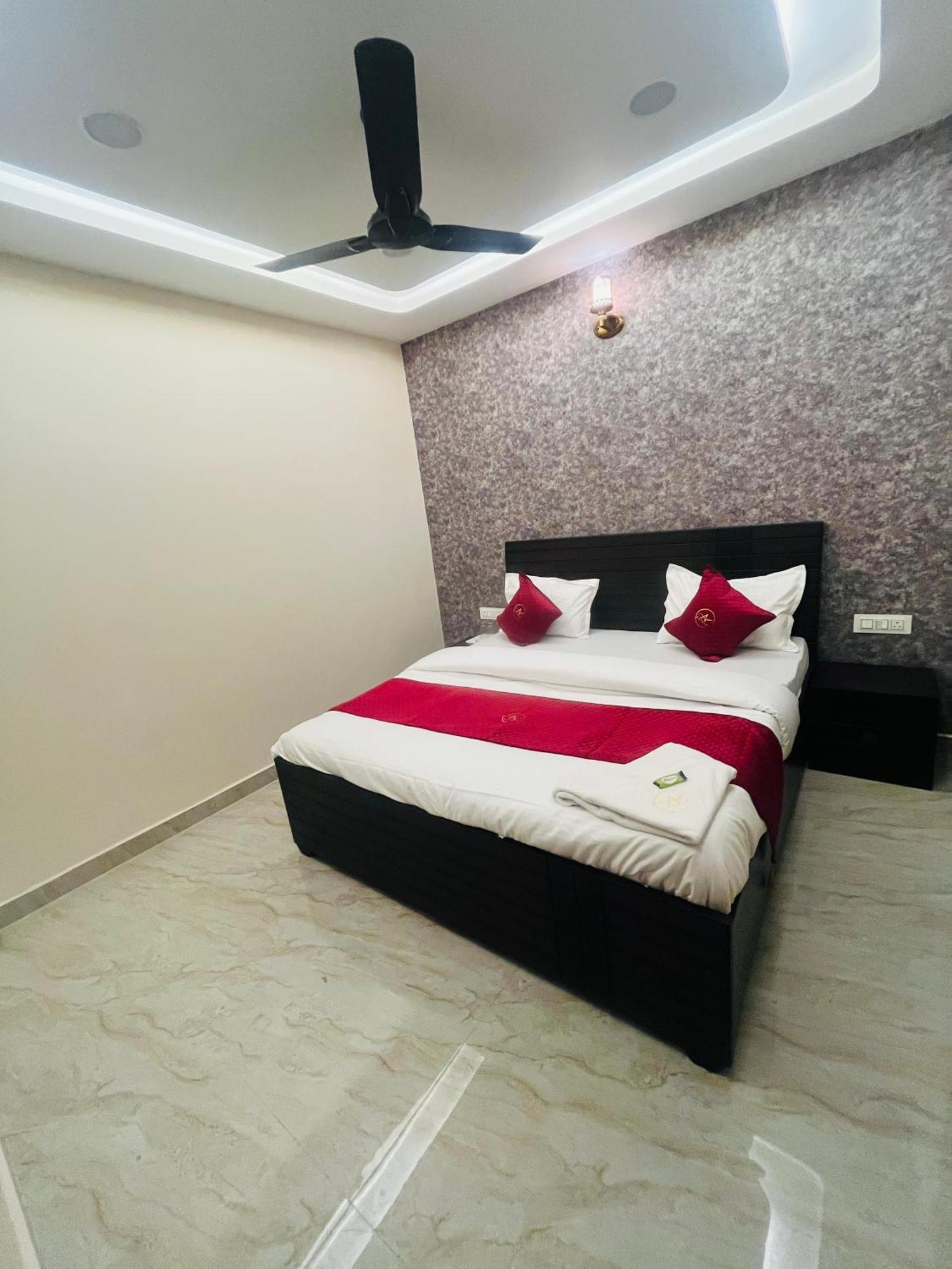 Hotel Royal A Ludhiana Zewnętrze zdjęcie